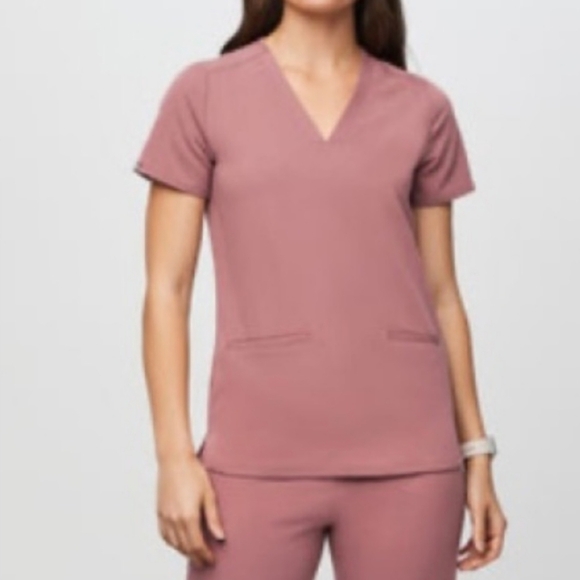 Figs scrub Casma top professional medical, mauve pink,3 pockets, XS. - Picture 5 of 14